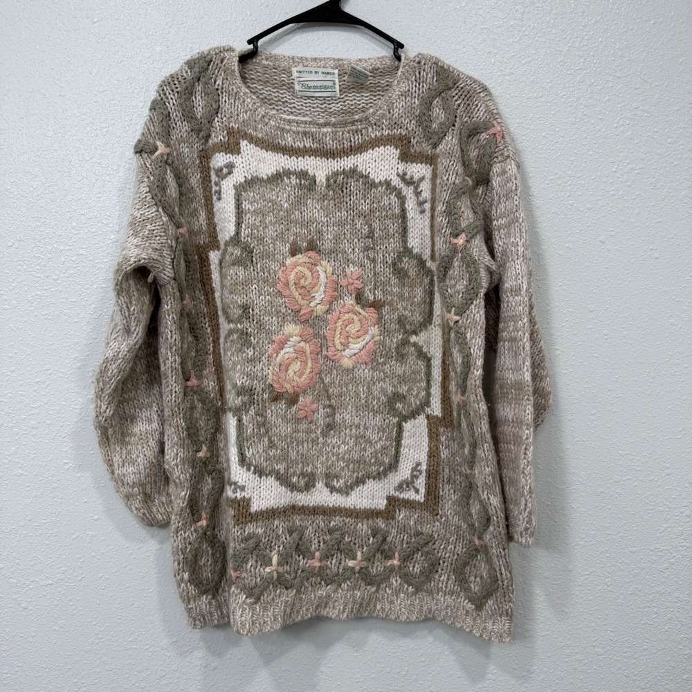 Shenanigans Vintage Hand Knitted Floral Sweater Beige Ramie Blend Cottagecore M‎